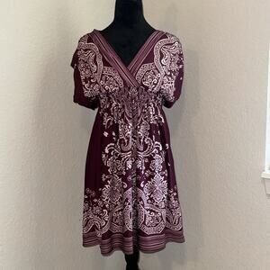 She's Cool Sun Dress Women's Medium Burgundy White Paisley Y2K Boho Fairy 2000s
